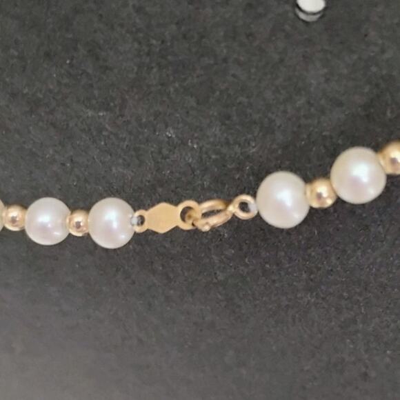 Vintage 14 kt gold and pearl necklace signed MO 14kt - Picture 5 of 10